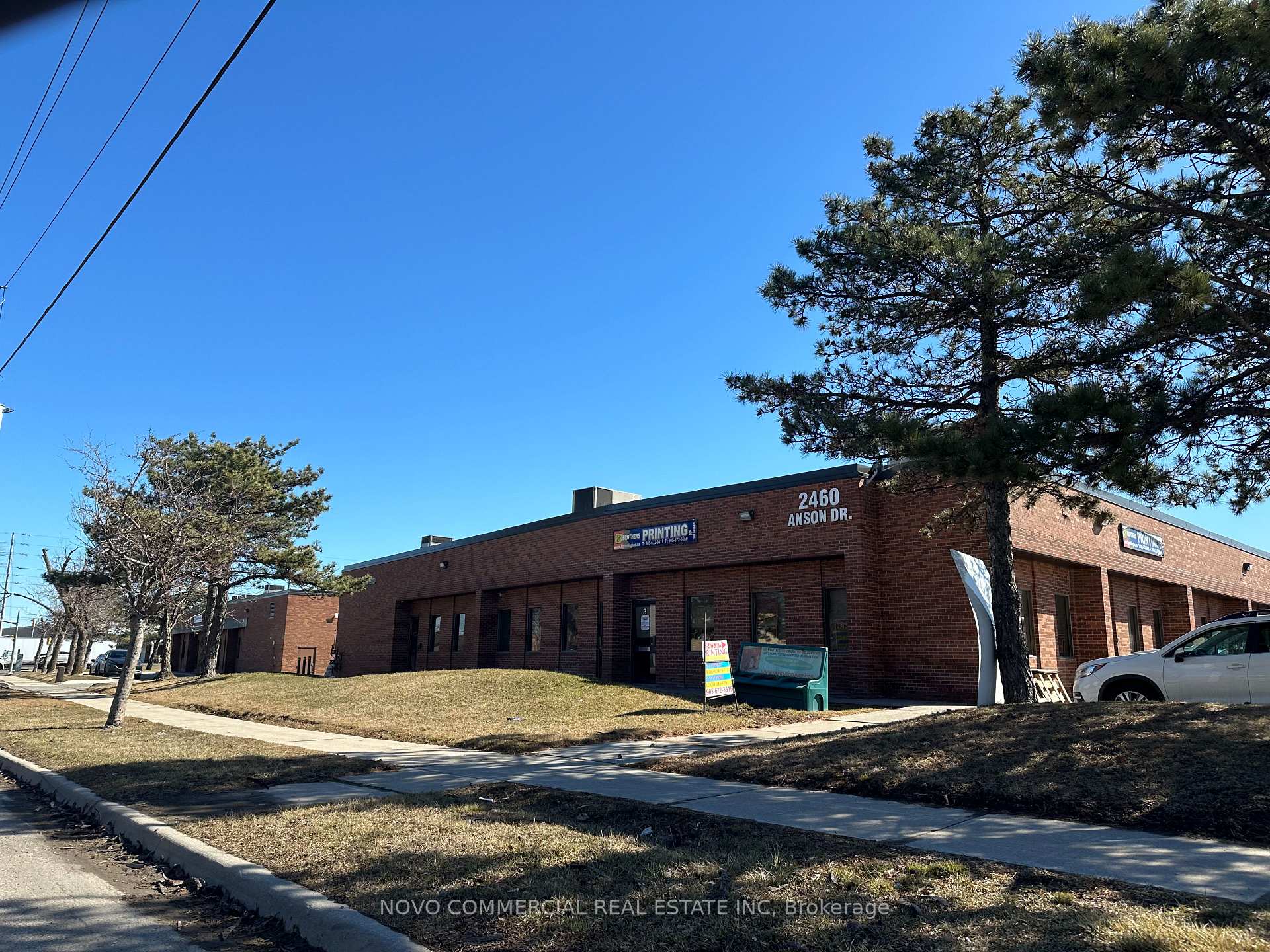 2460 Anson Drive W 16