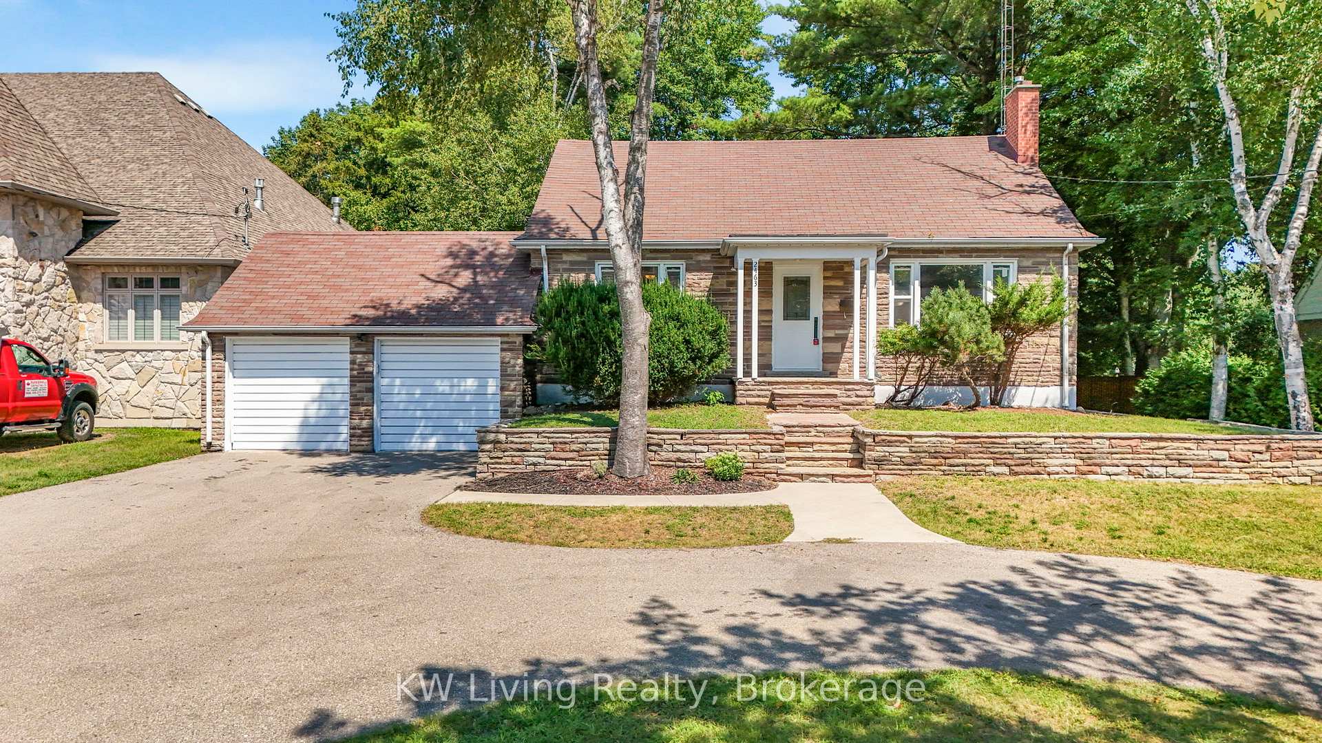 2463 Camilla Road Upper