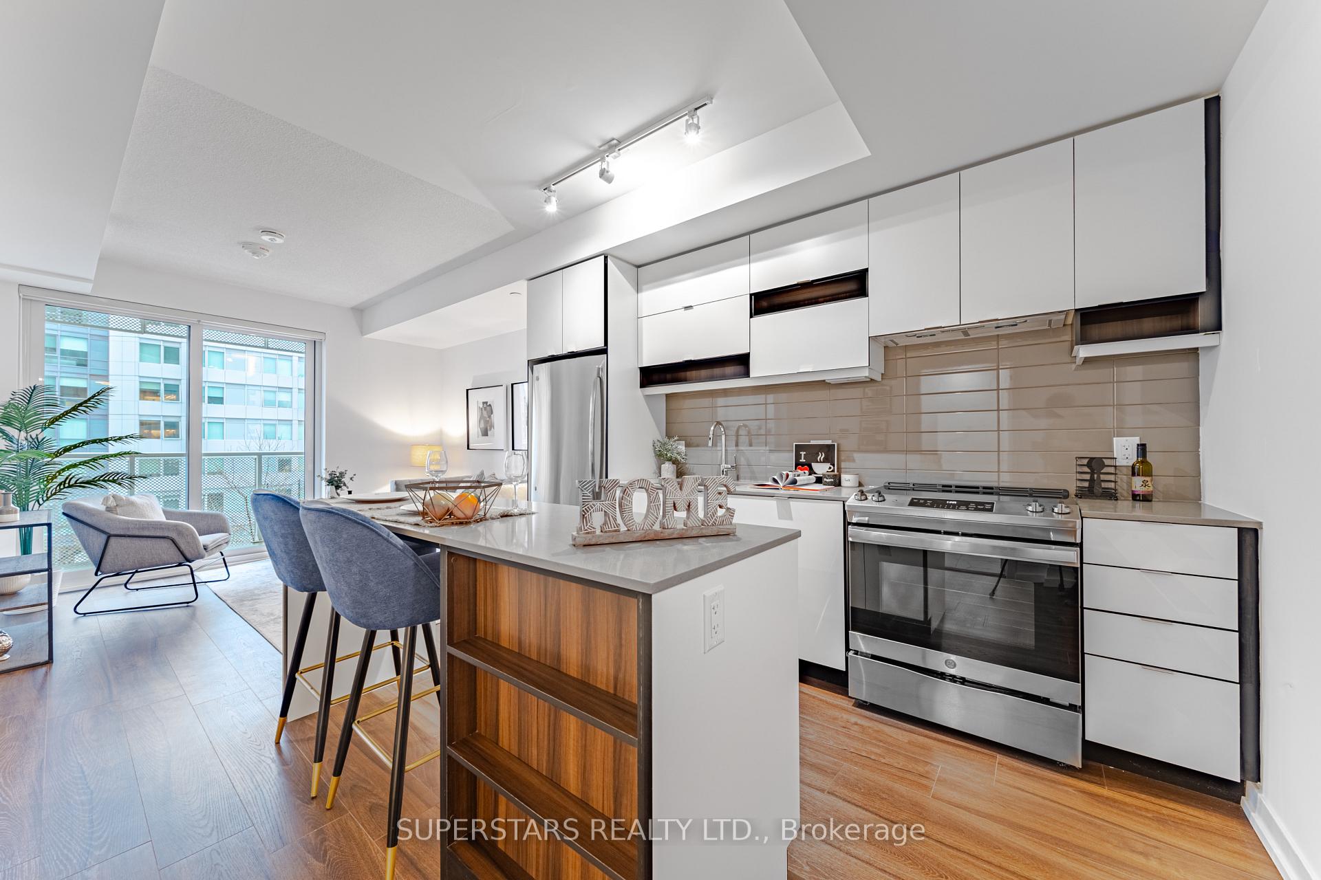 4065 Confederation Parkway 807