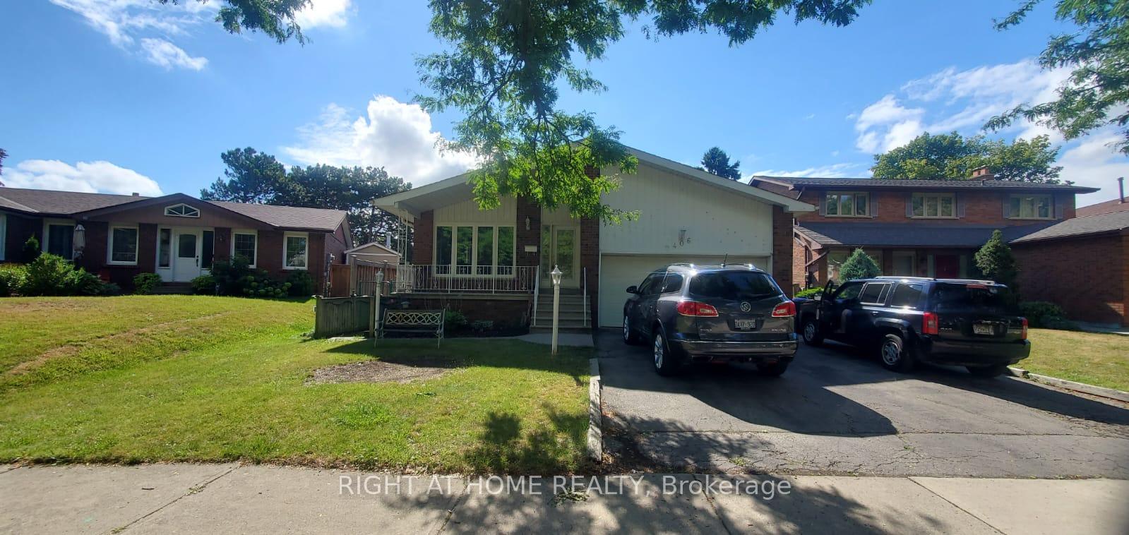 2406 Poplar Crescent Main