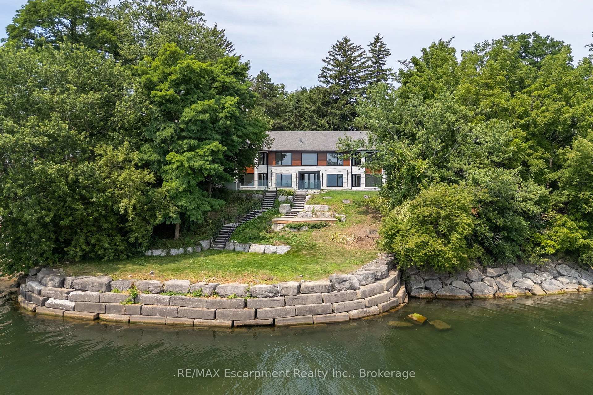 100 Appleby Place