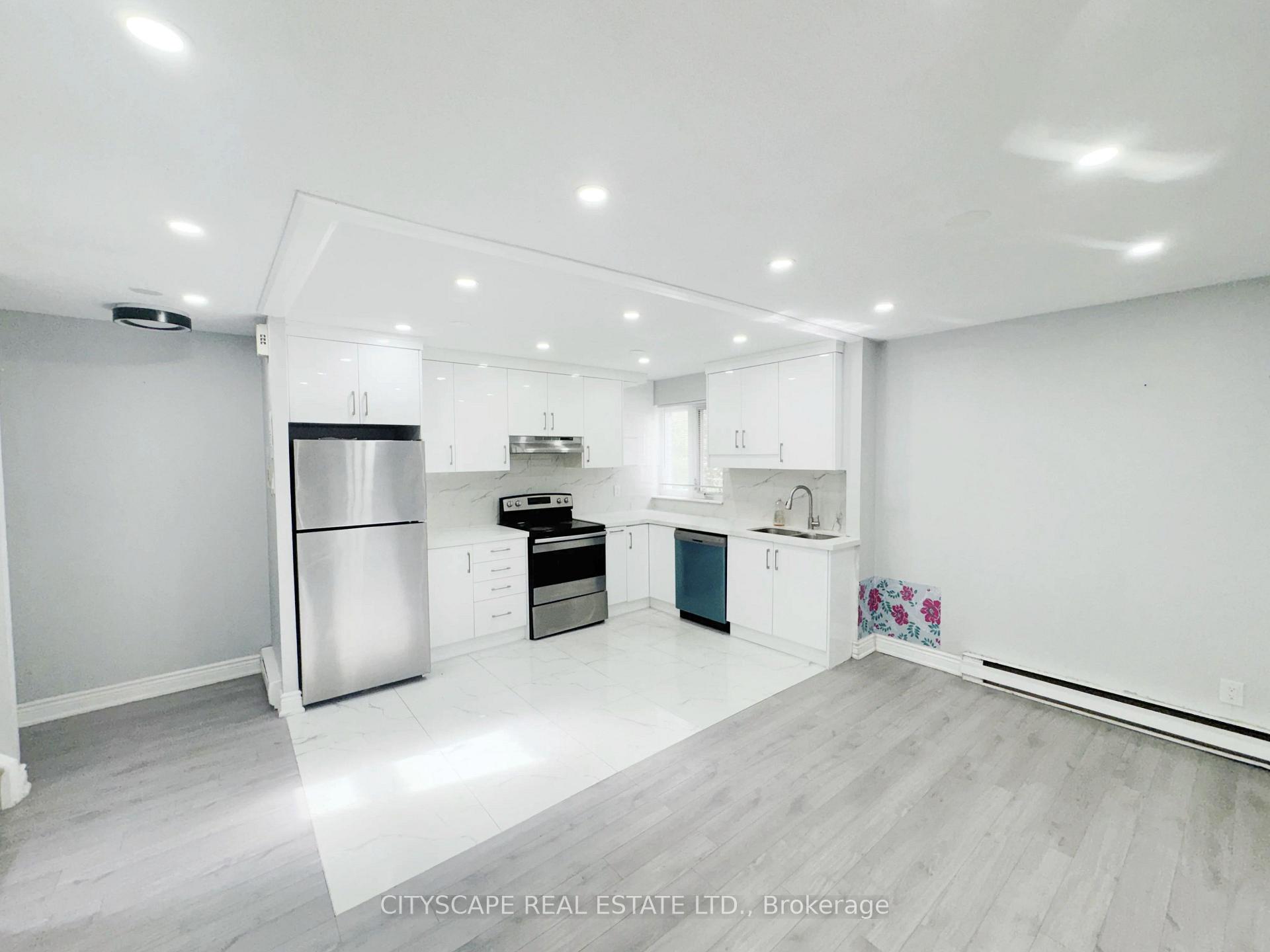 1055 Dundas Street E 192