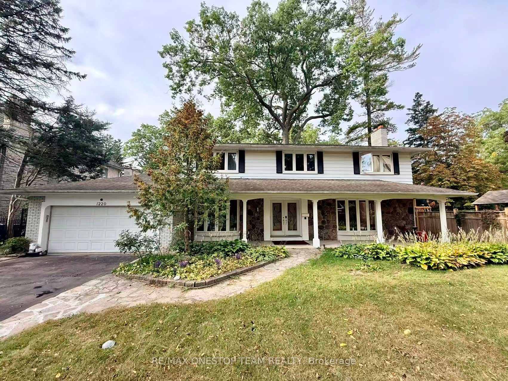 1220 Clarkson Road N Upper