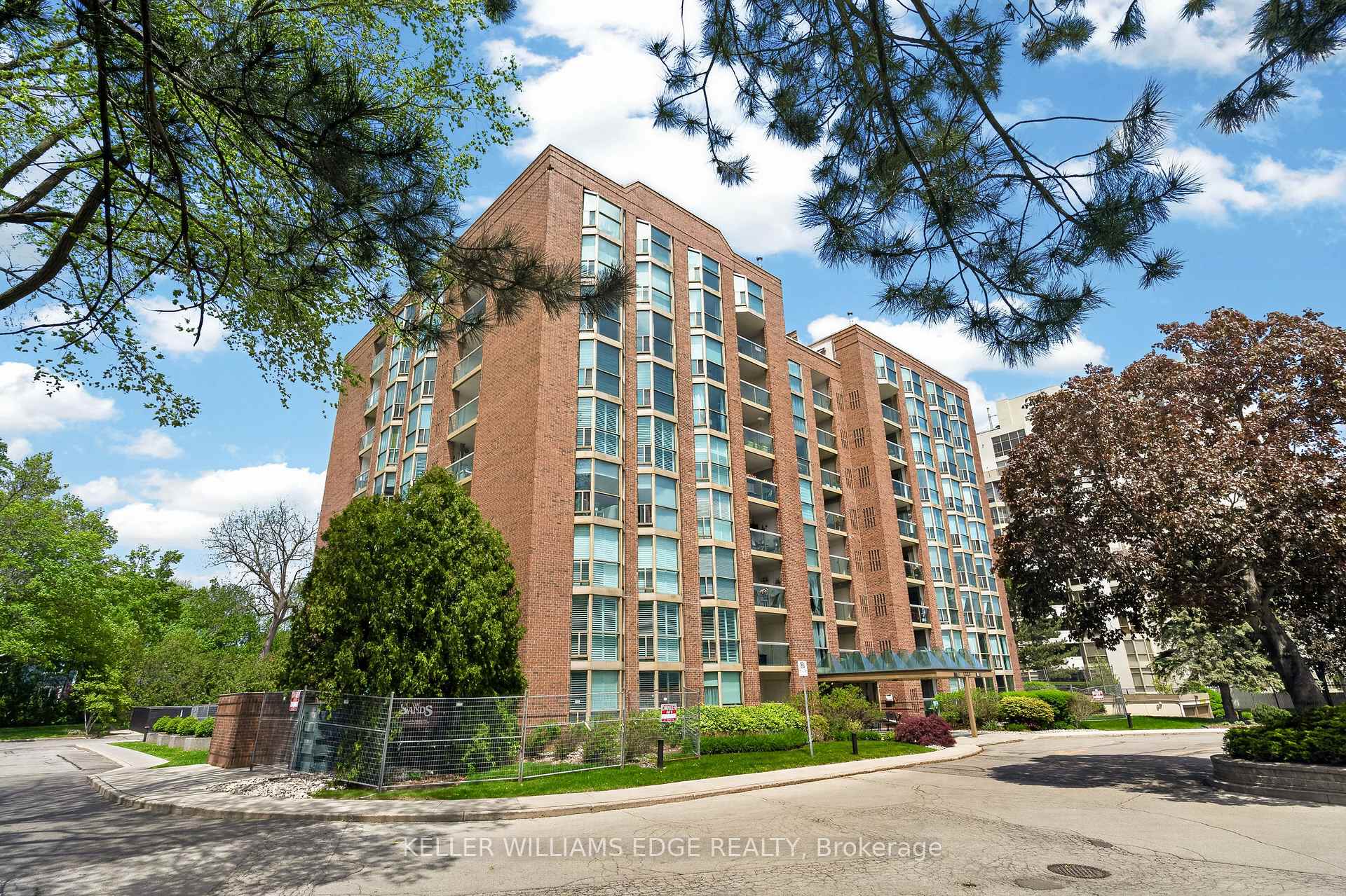 1225 North Shore Boulevard E 510