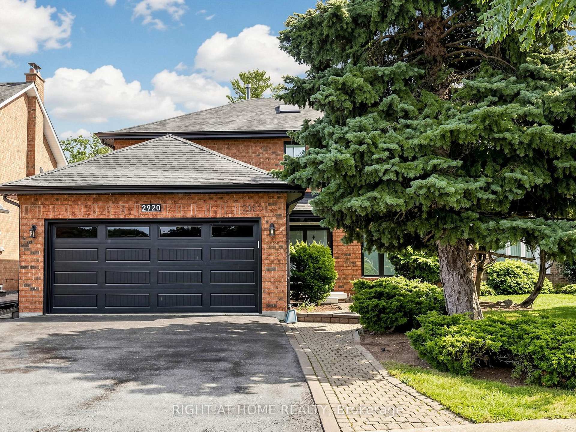 2920 Kingsway Drive