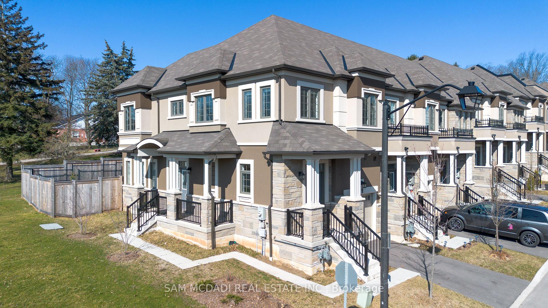 515 Garner Road W 1