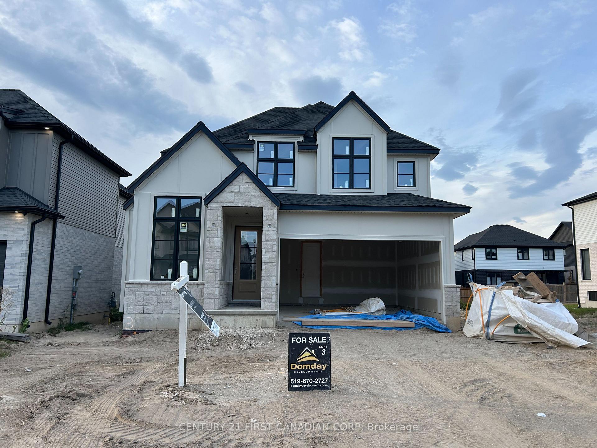 1918 Fountain Grass Drive