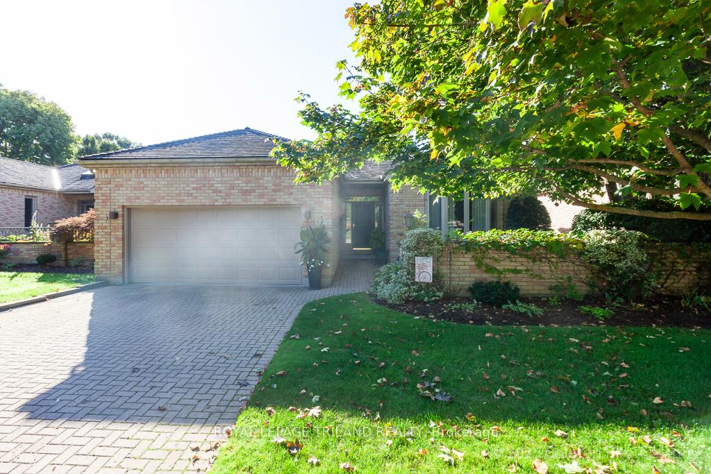 1040 Riverside Drive 23