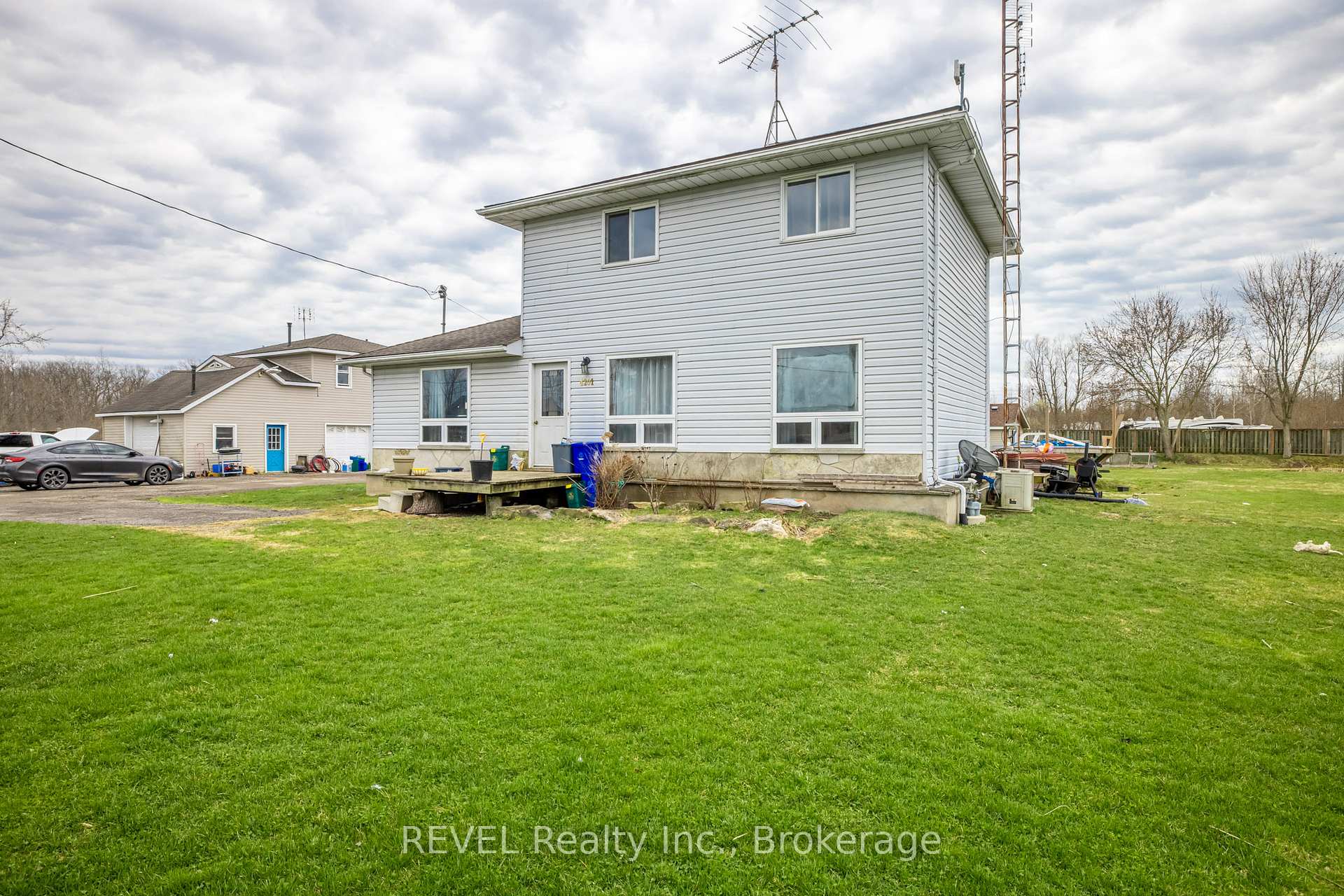 Property photo 2