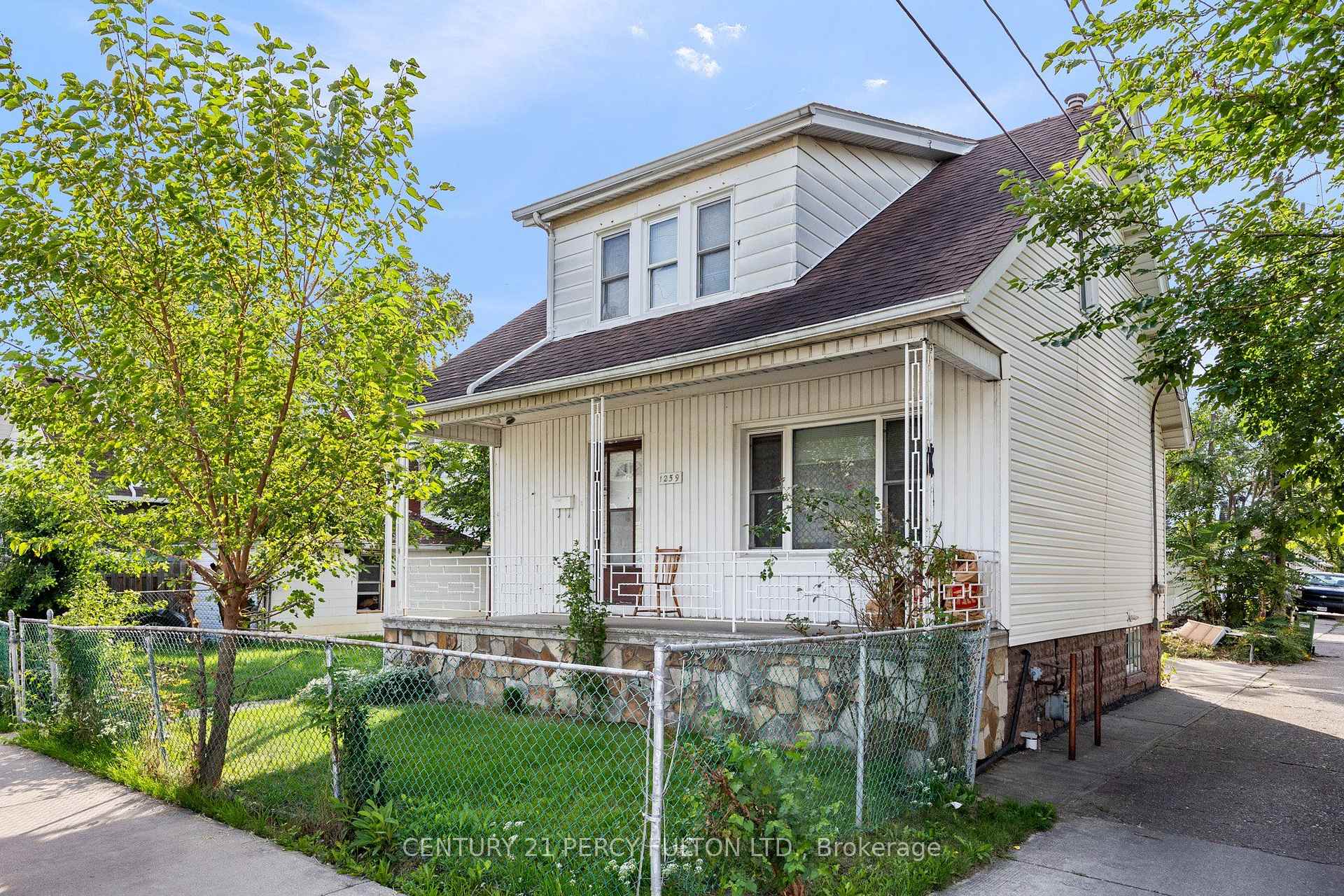 Property photo 2