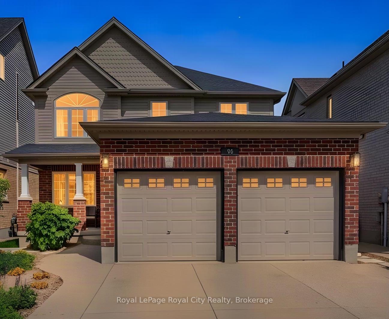 96 Timber Creek Crescent