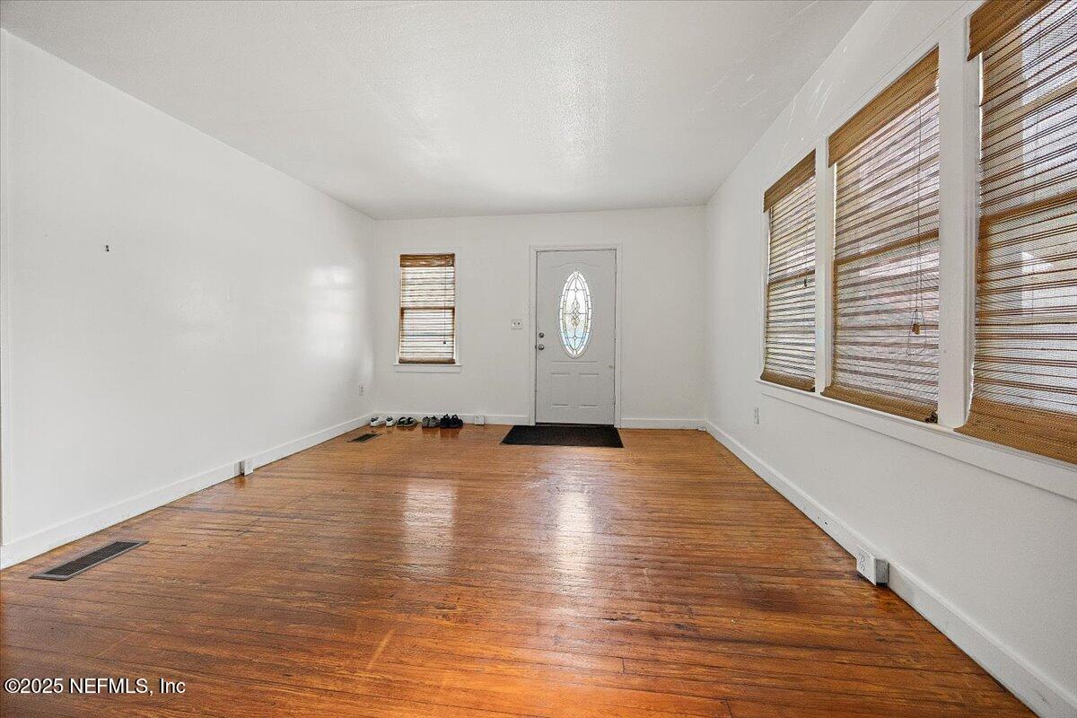 6 E SAN CARLOS Avenue, St. Augustine