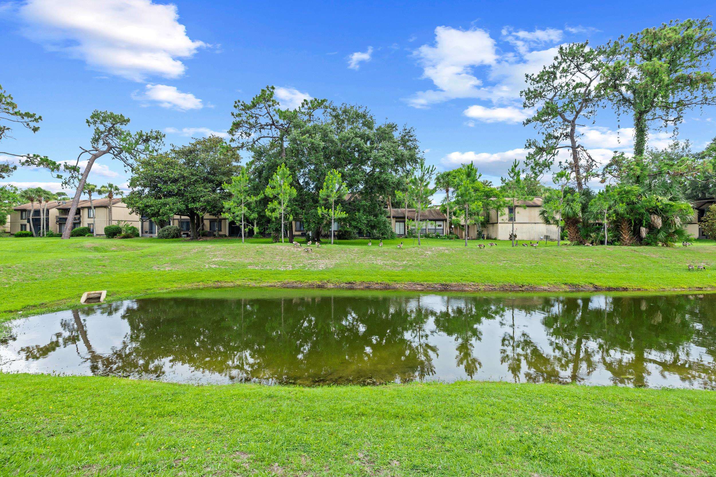 7690 Legacy Trail