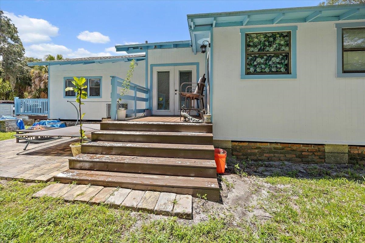 6 E San Carlos Ave