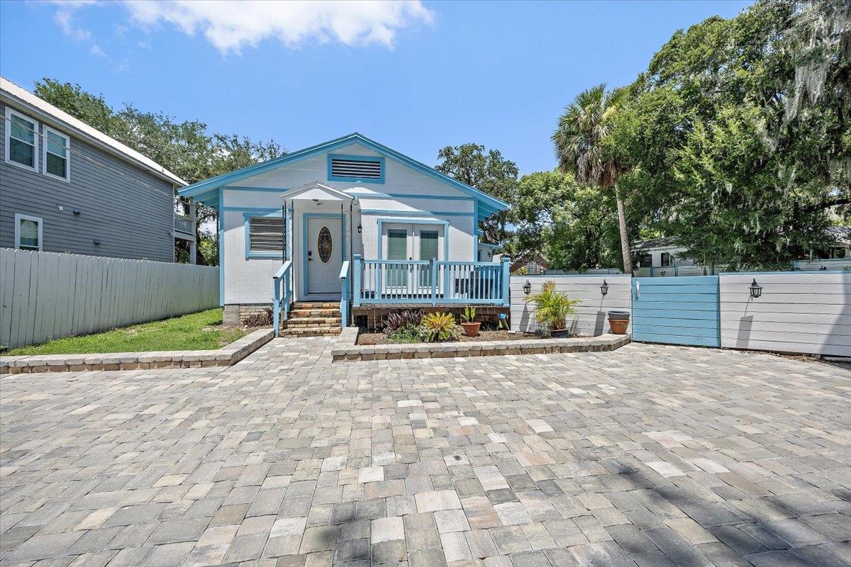 6 E San Carlos Ave
