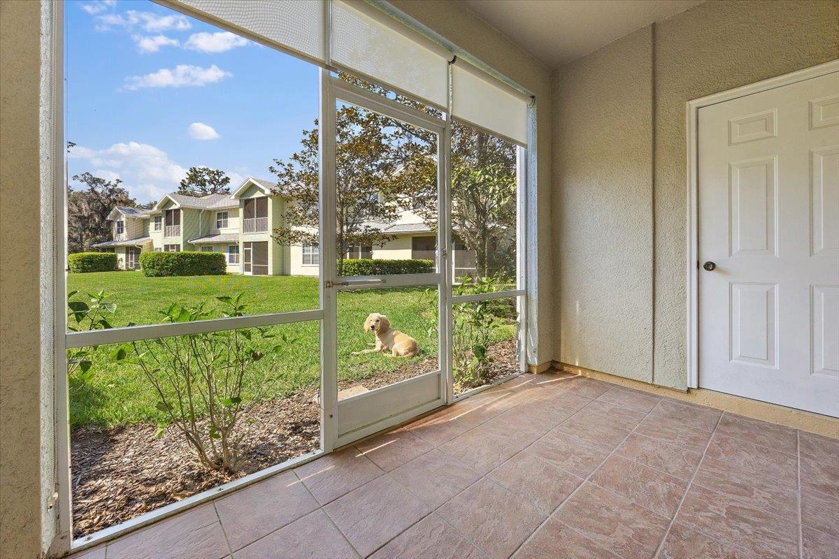 115 E Pine Hollow Trl Unit: 106