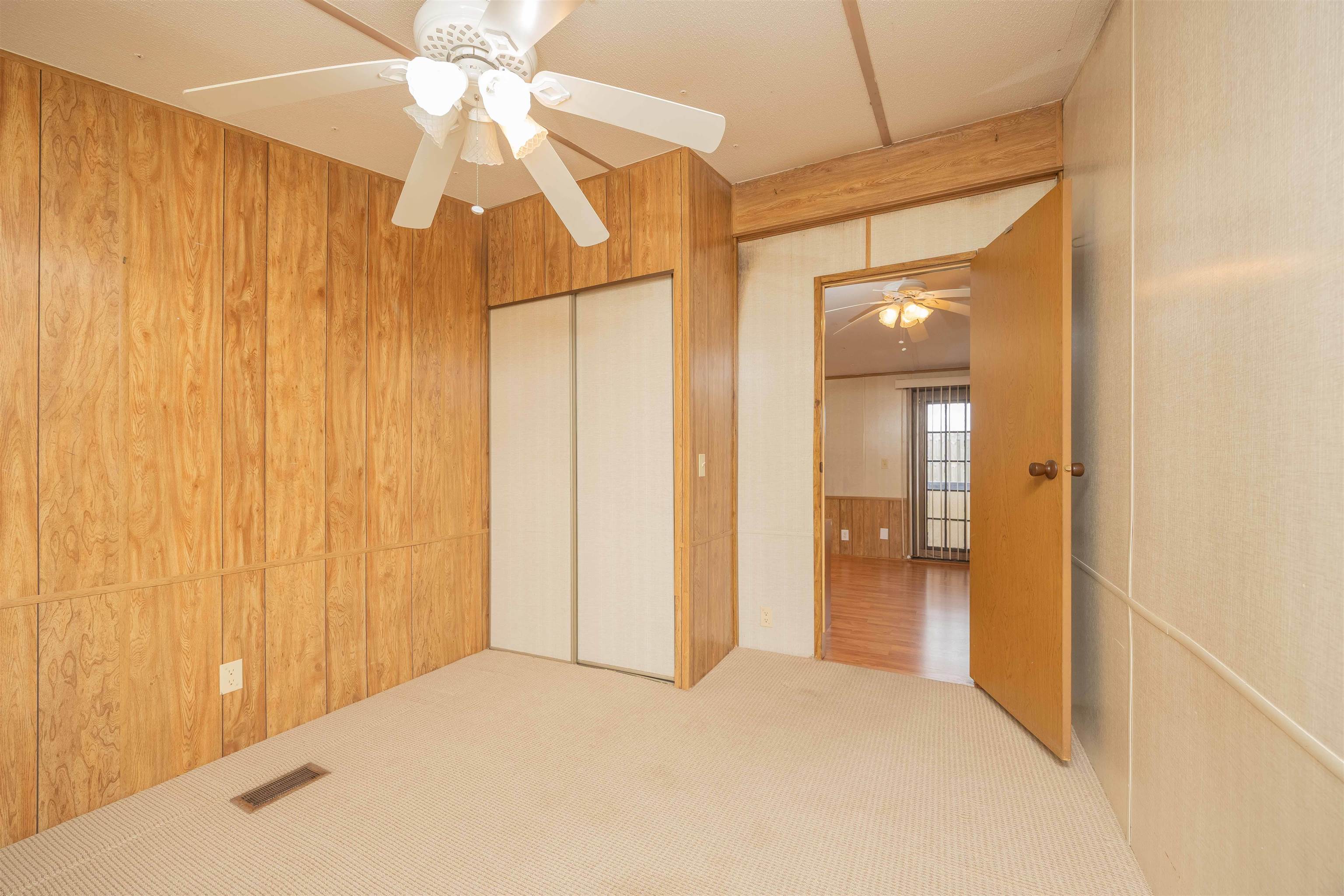 496 Ravenswood Dr.
