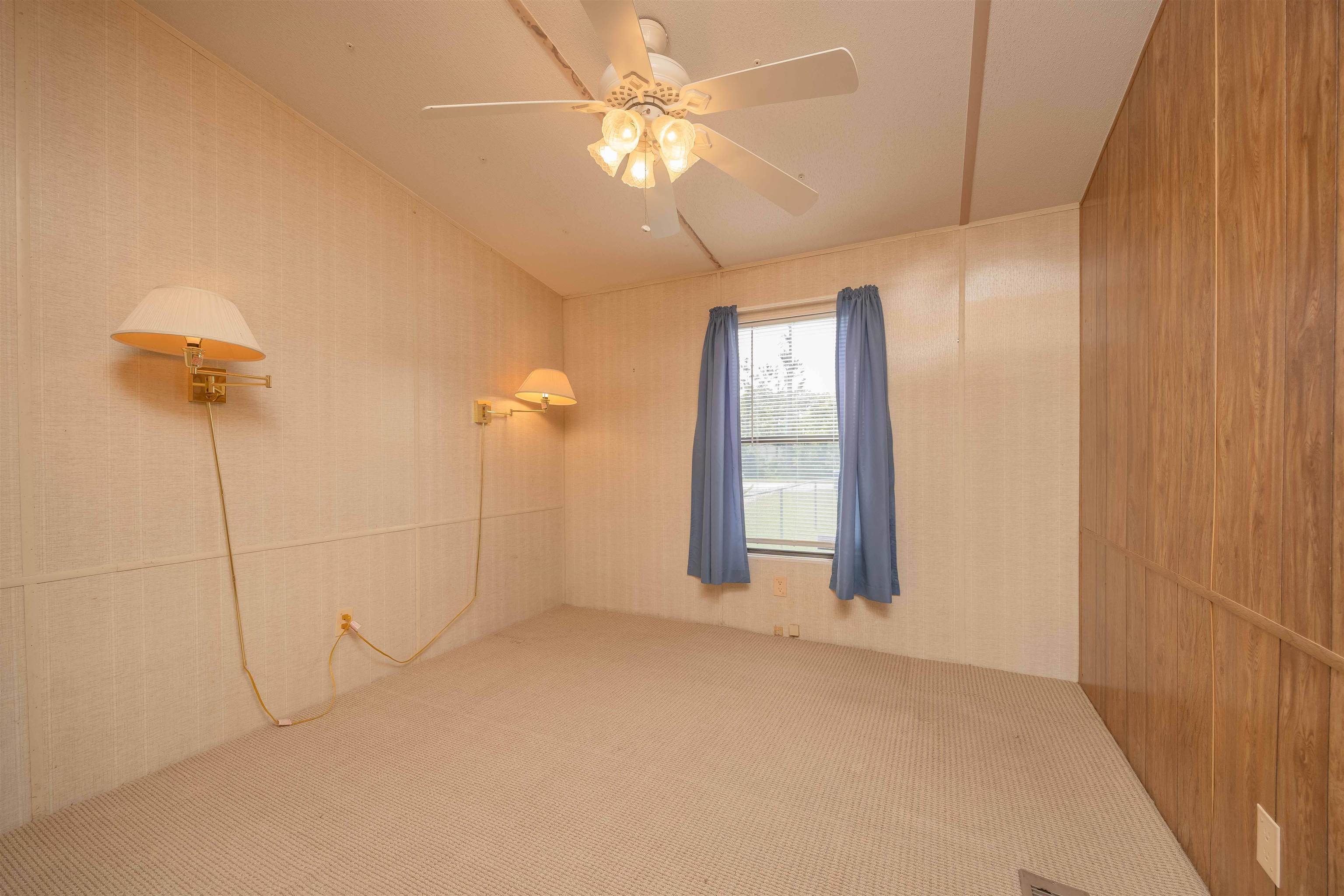 496 Ravenswood Dr.