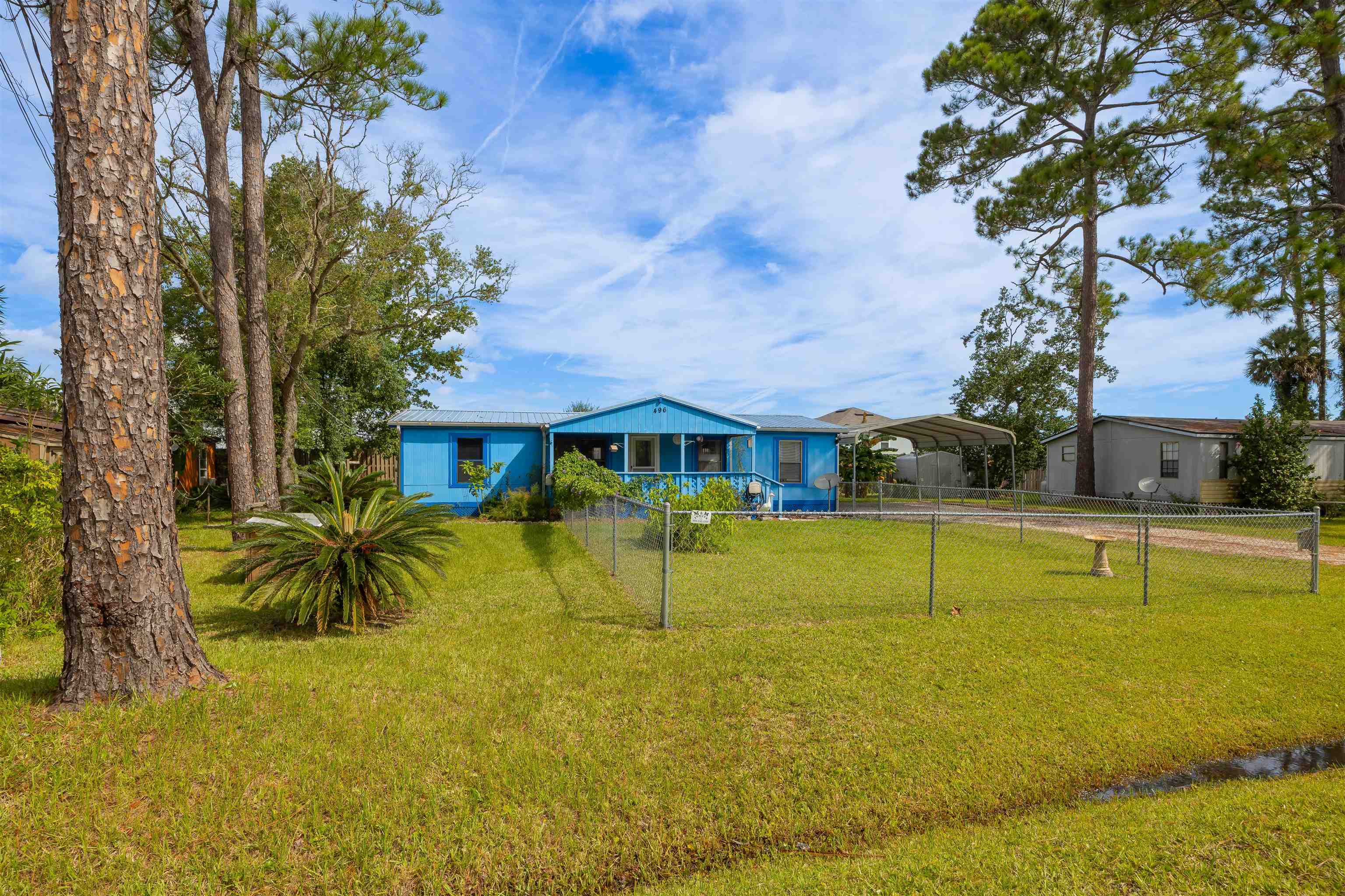 496 Ravenswood Dr.