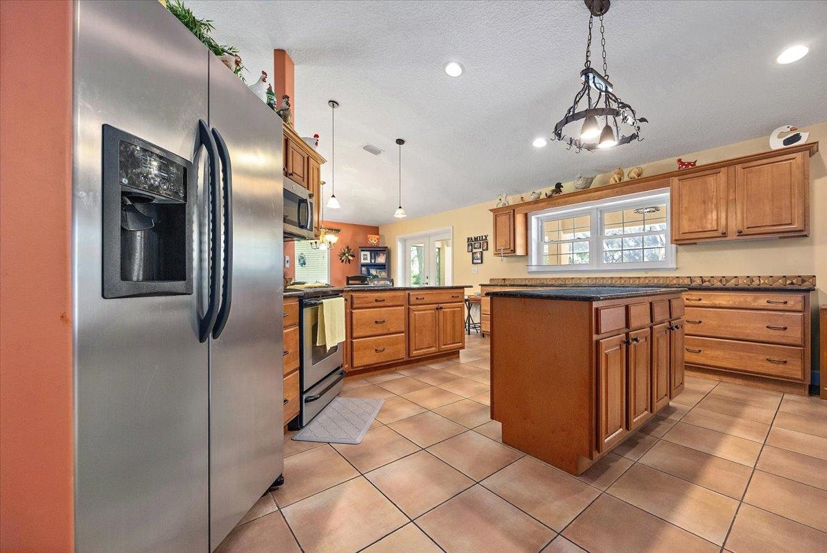 2891 Bradford St.