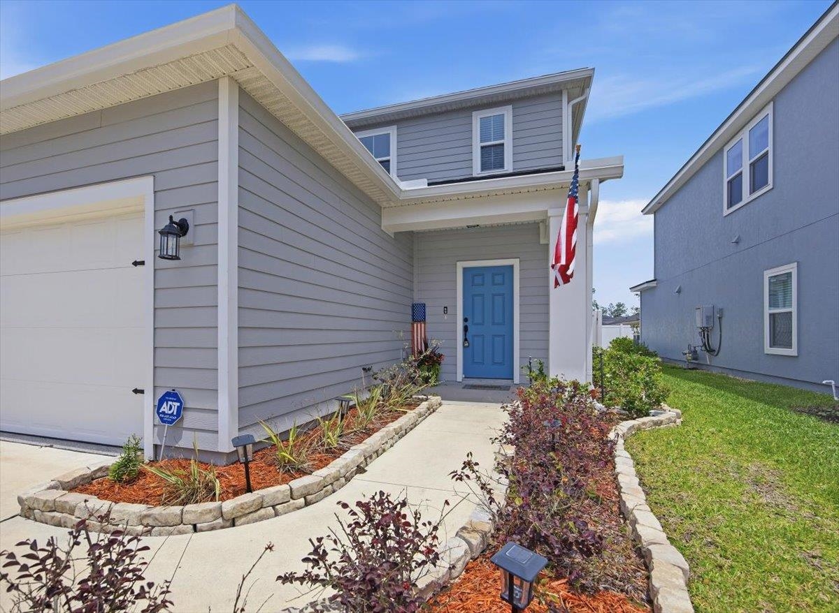 68 Posadas Ln