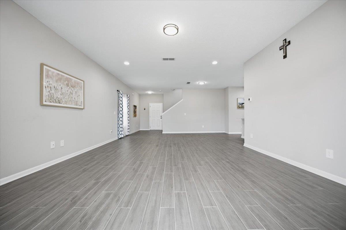 68 Posadas Ln