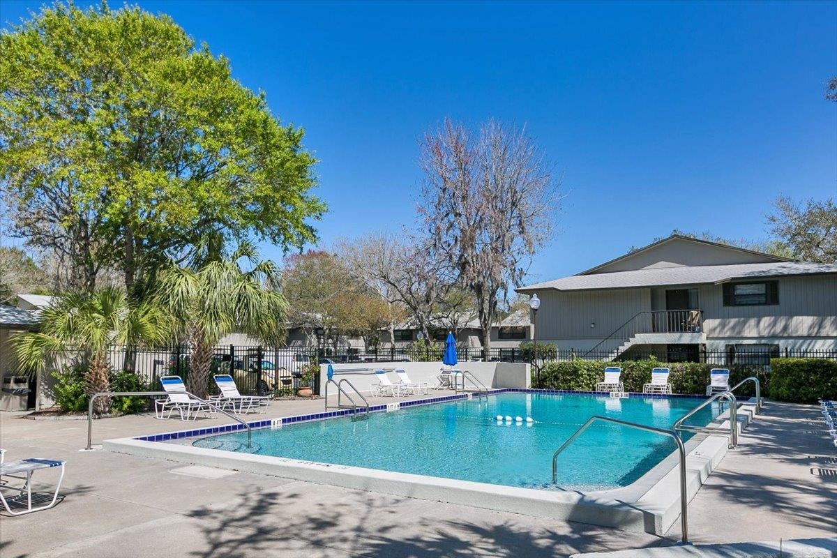 27 Santiago Ct
