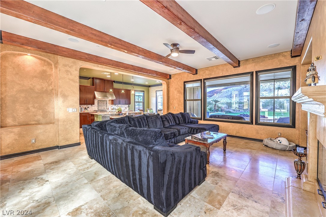 8 Serra Bellisima Court