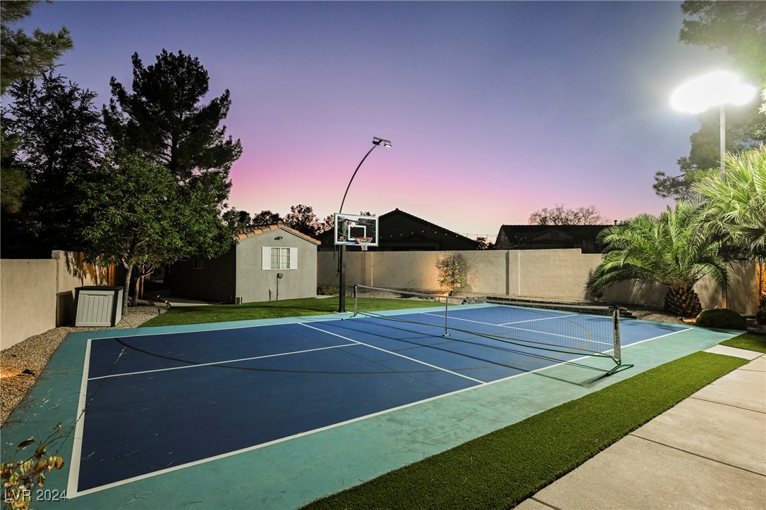 1882 Whispering Circle