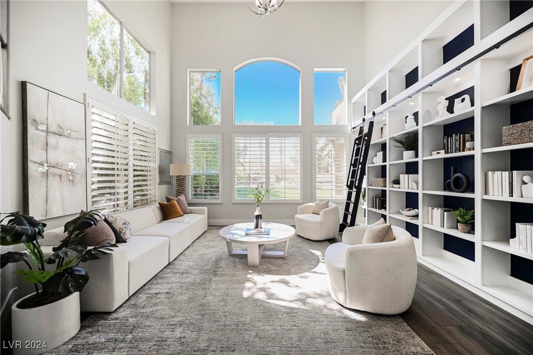 1882 Whispering Circle