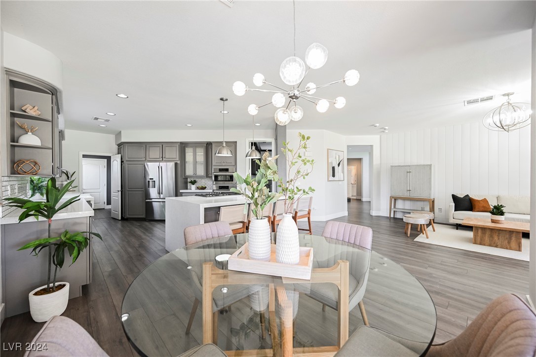 1882 Whispering Circle