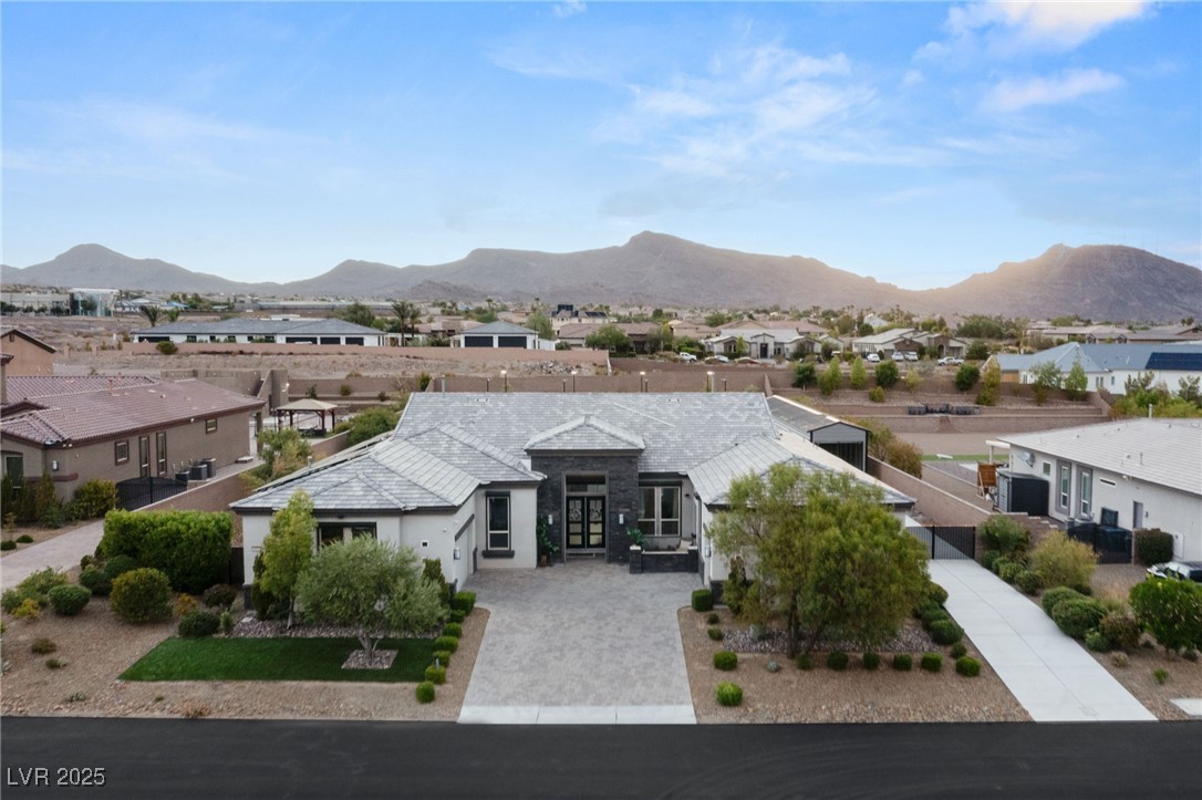 1121 Du Fort Hills Court