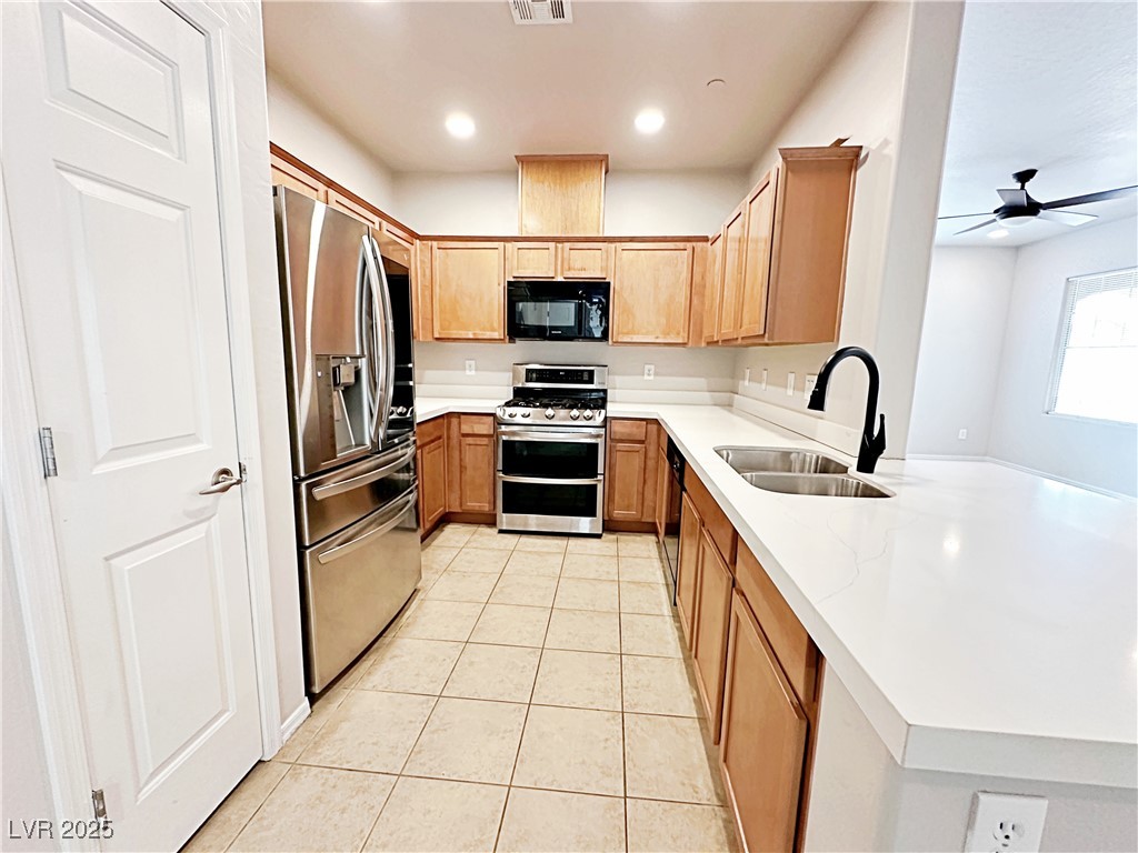 6868 Sky Pointe Drive 2013