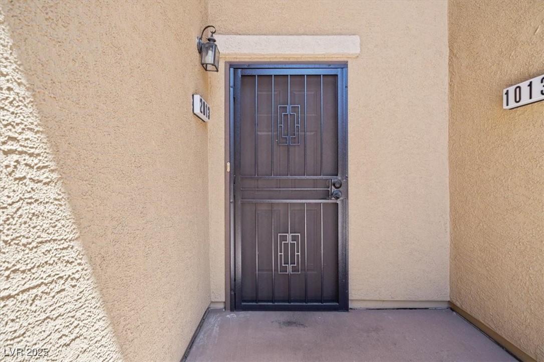 6868 Sky Pointe Drive 2013