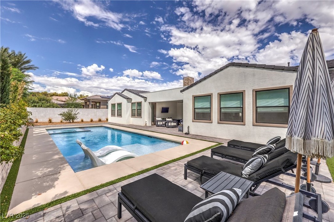 3731 Caesars Circle