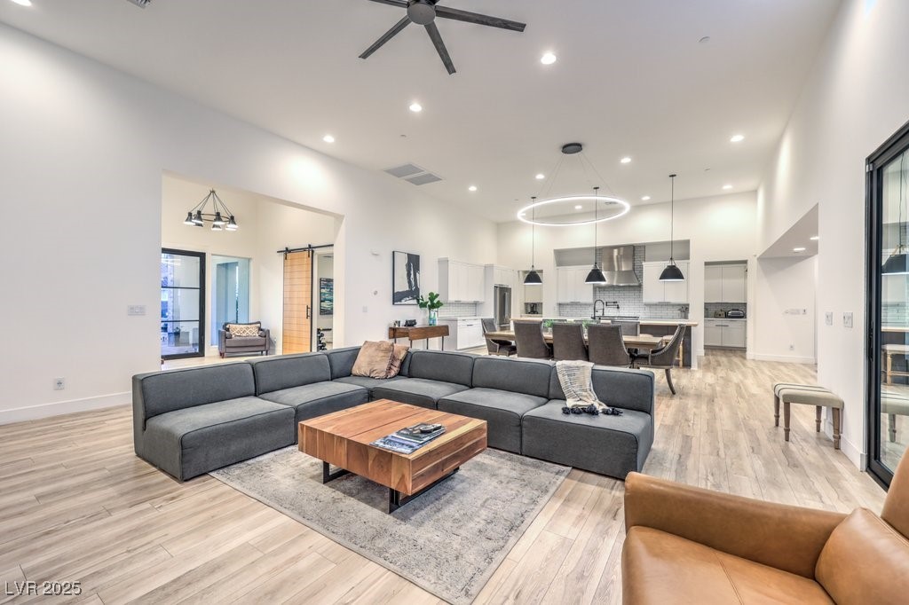 3731 Caesars Circle