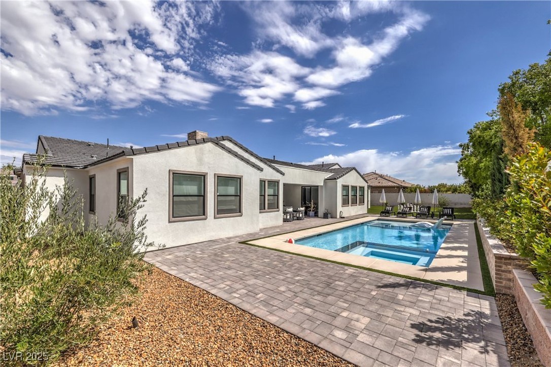 3731 Caesars Circle