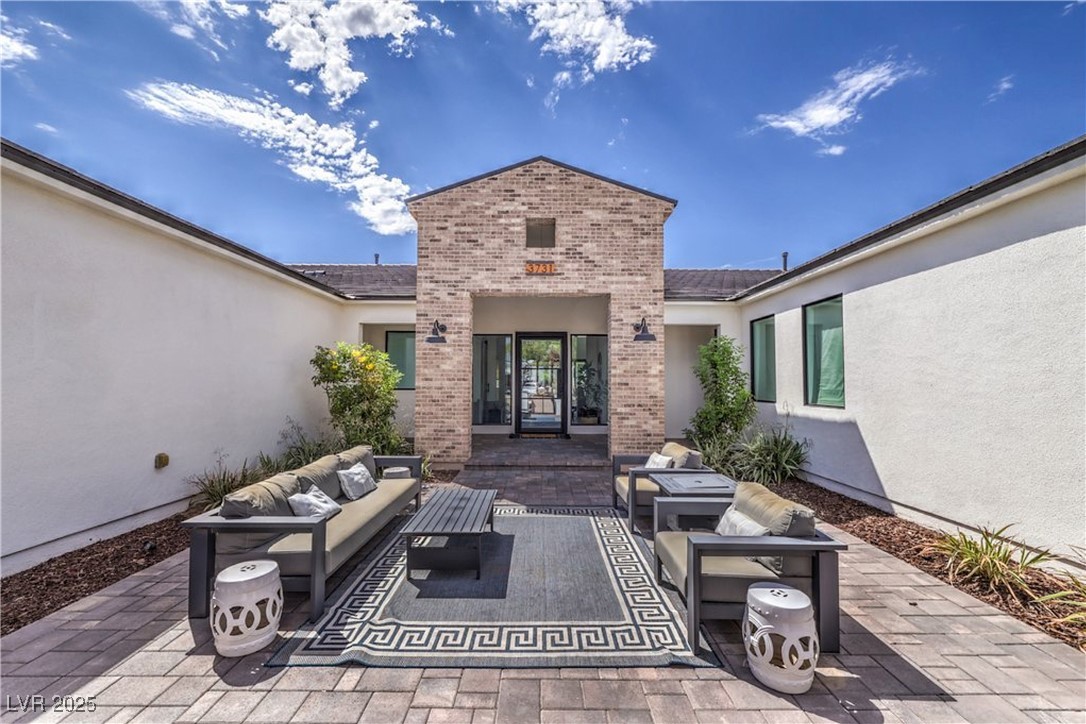 3731 Caesars Circle