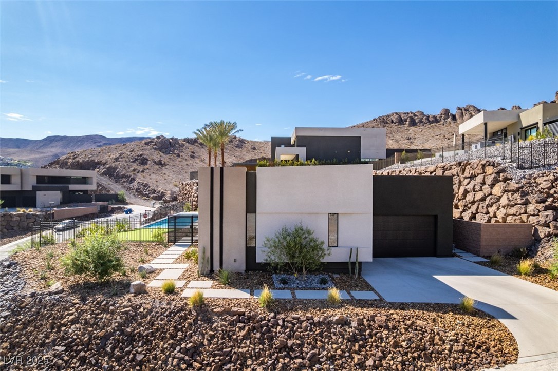 623 Dragon Mountain Court