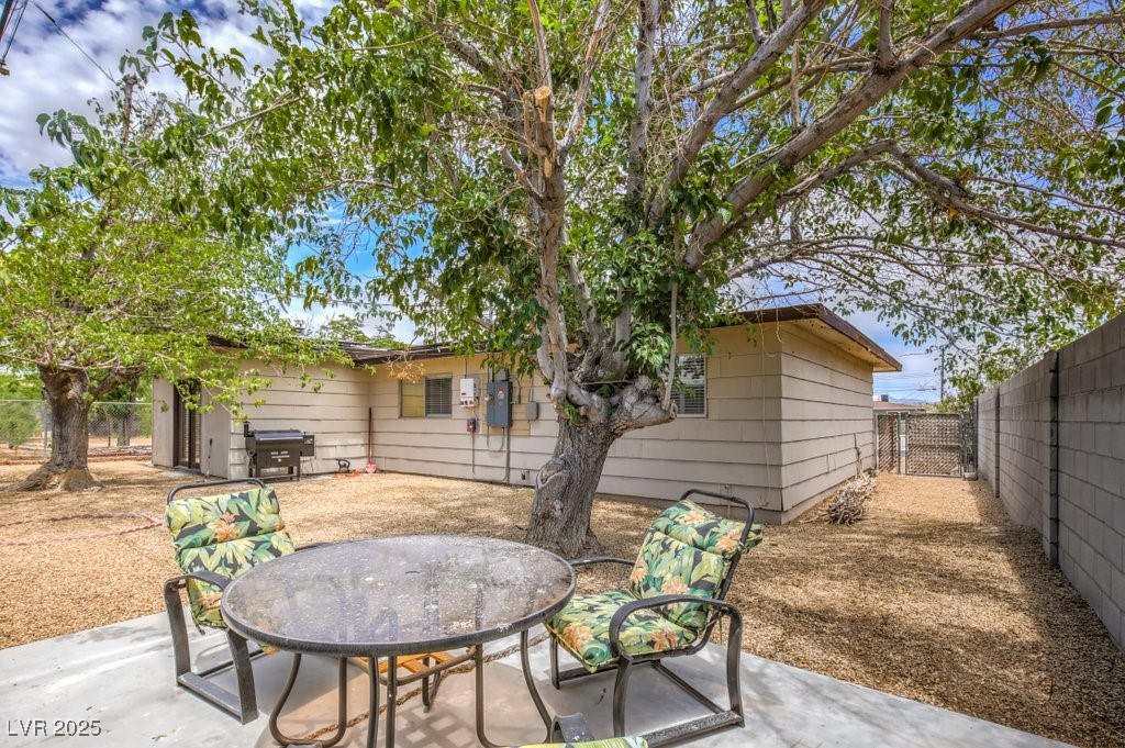 6213 McAllister Avenue