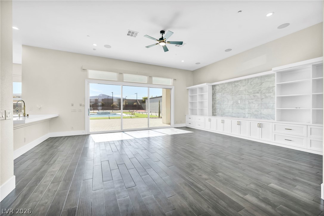 1121 Du Fort Hills Court