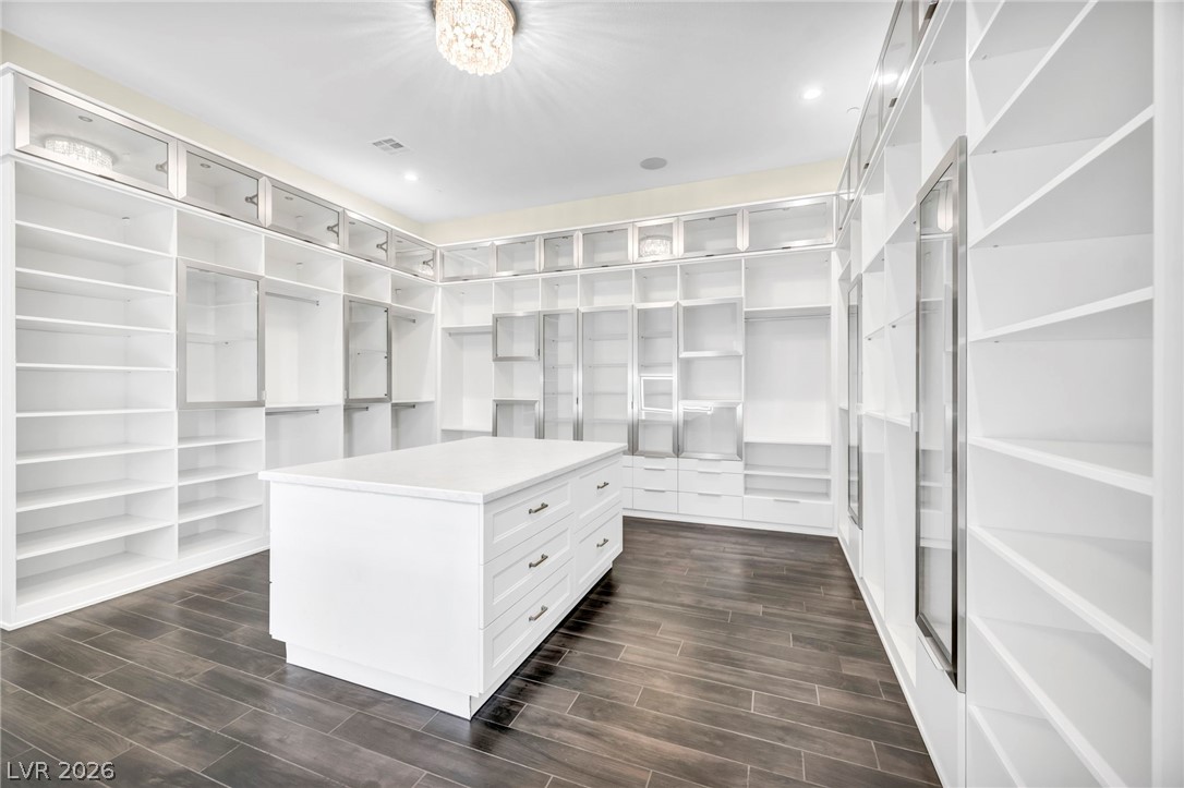 1121 Du Fort Hills Court