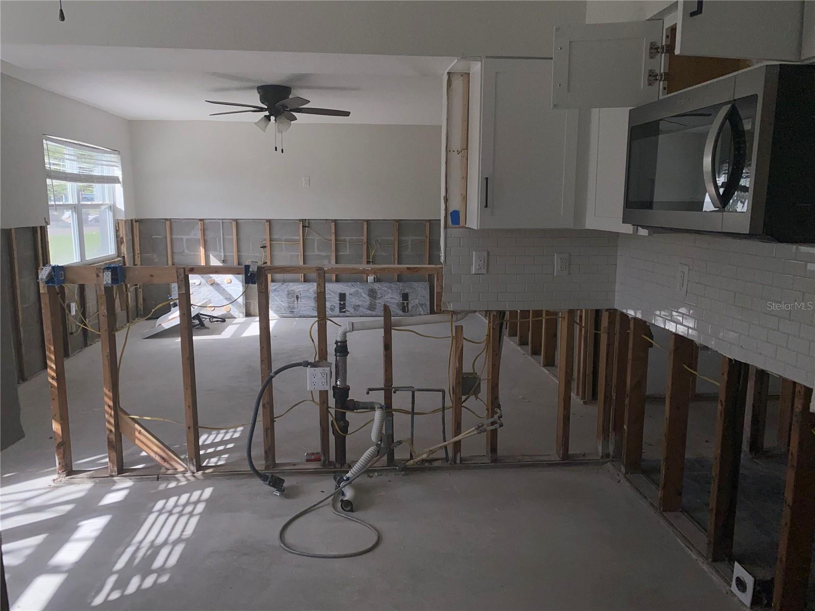 1702 BAYOU GRANDE BLVD NE