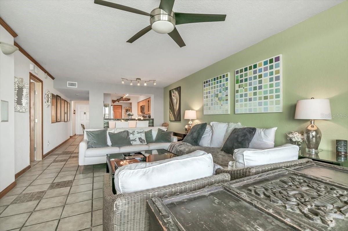 6085 BAHIA DEL MAR CIR #366