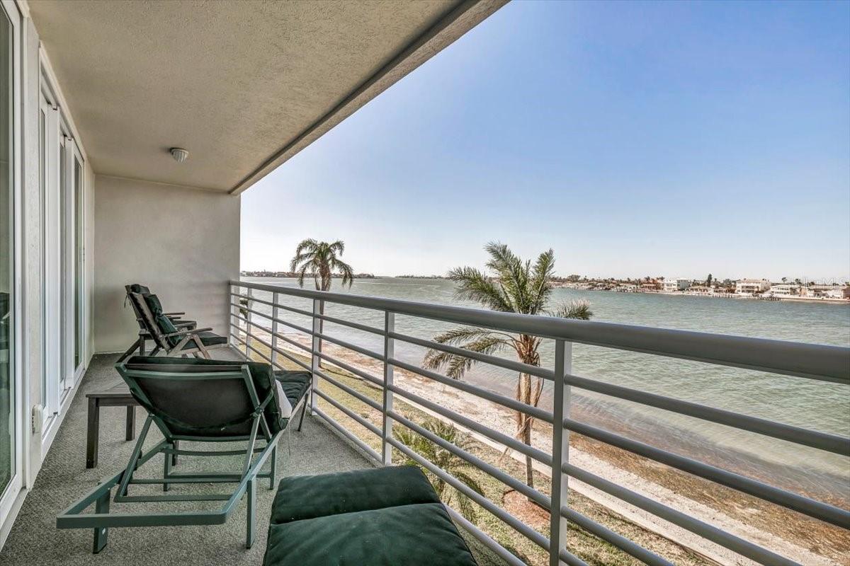 6085 BAHIA DEL MAR CIR #366