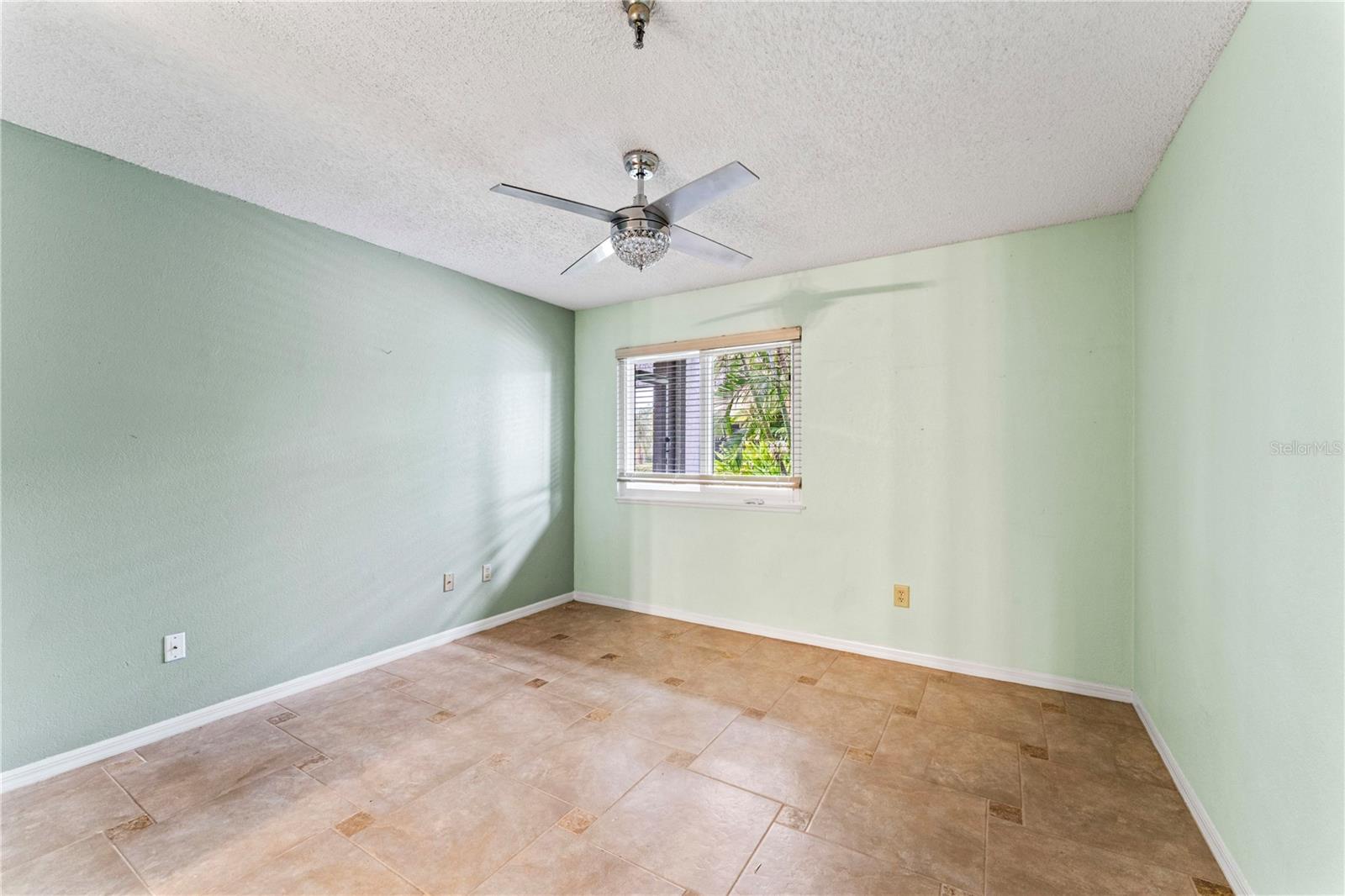 10263 GANDY BLVD N #107