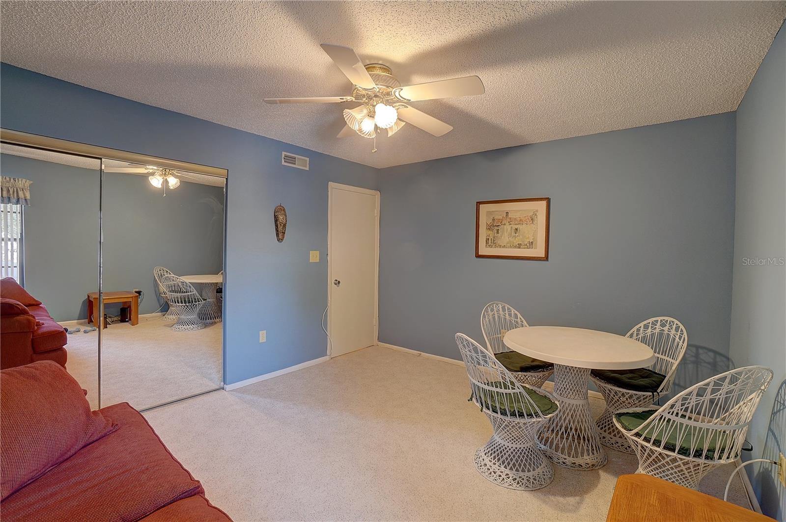 1106 LENNOX RD W