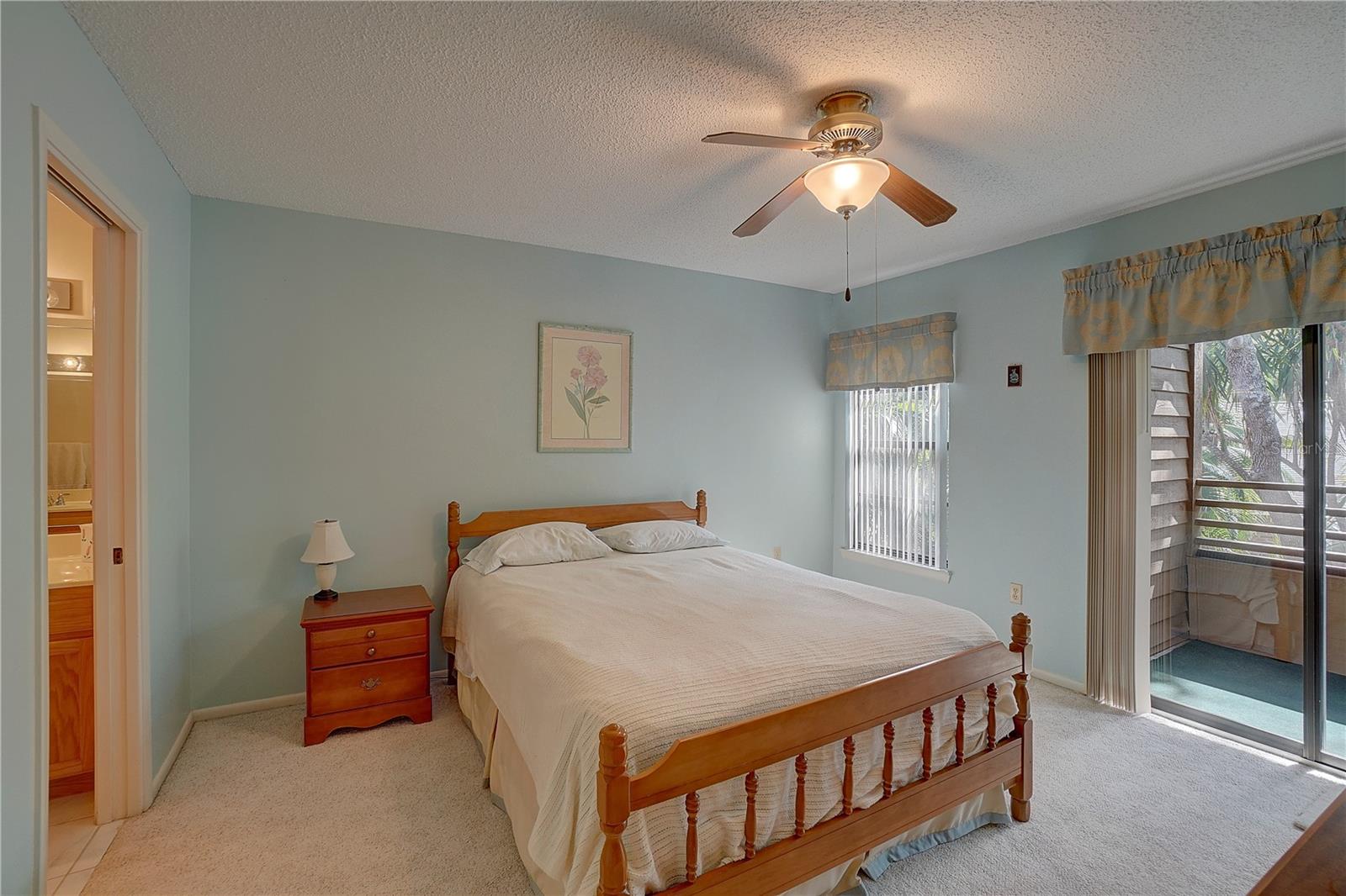 1106 LENNOX RD W