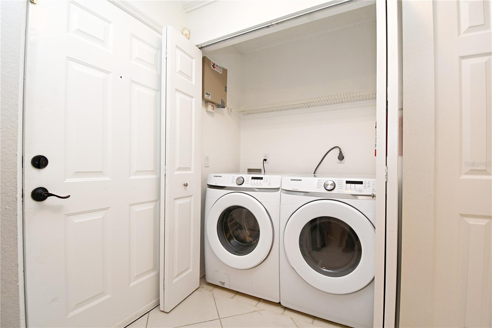 2400 FEATHER SOUND DR #615