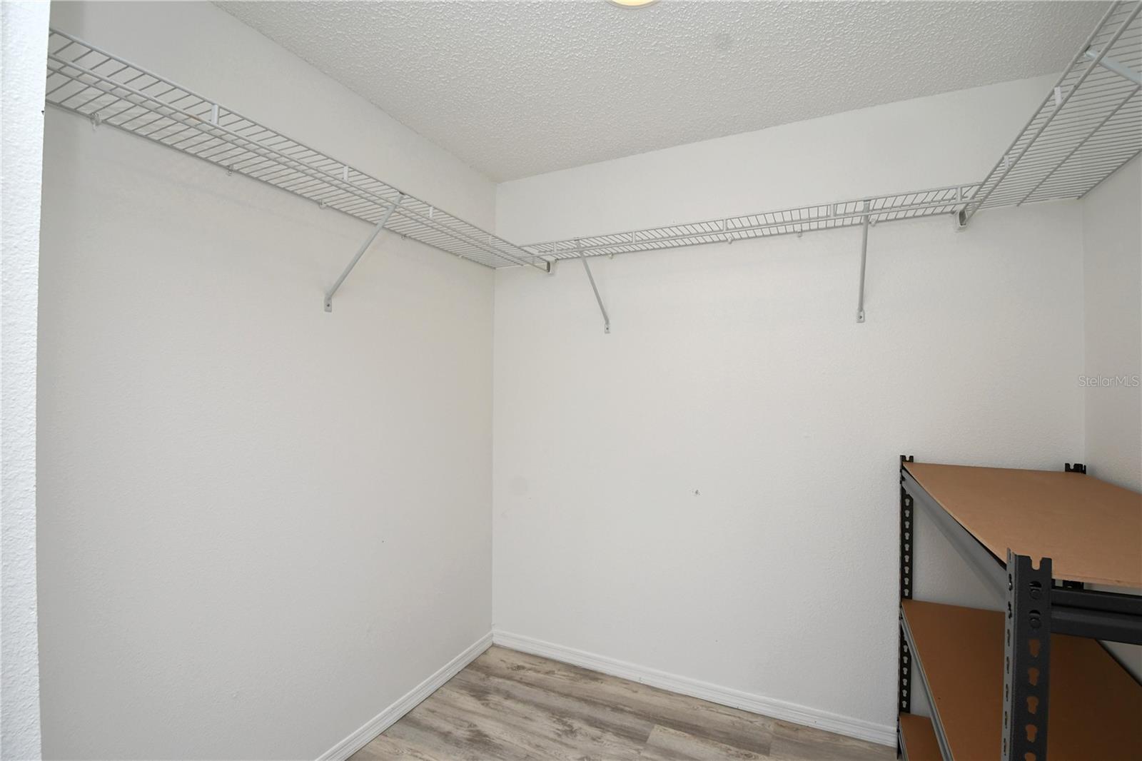 2400 FEATHER SOUND DR #615